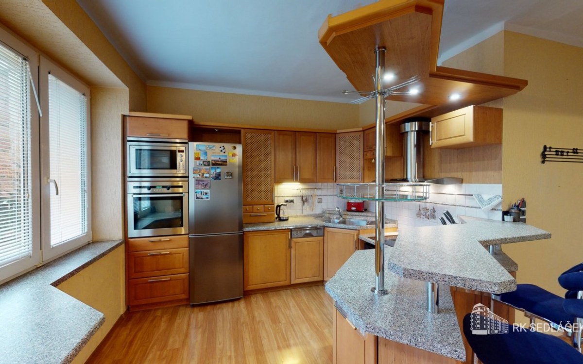 Nabízíme k prodeji atypický byt 5+kk (110m2) v Sokolově. – fotografie 1