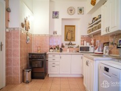 Prostorný byt v prvorepublikové vile v Lokti, s výhledem na řeku – fotografie 5