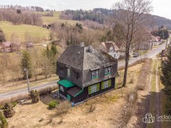 Sytlový rodinný dům na Bublavě. – fotografie 2