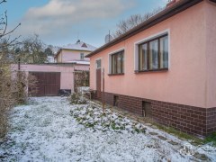 Rodinný dům s garáží a zahradou v Sokolově, Slévárenská – fotografie 5