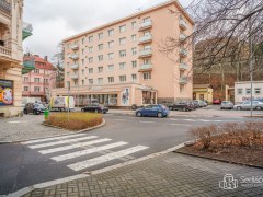 Byt 2+1 v Karlových Varech, ul. Vítězná. – fotografie 1