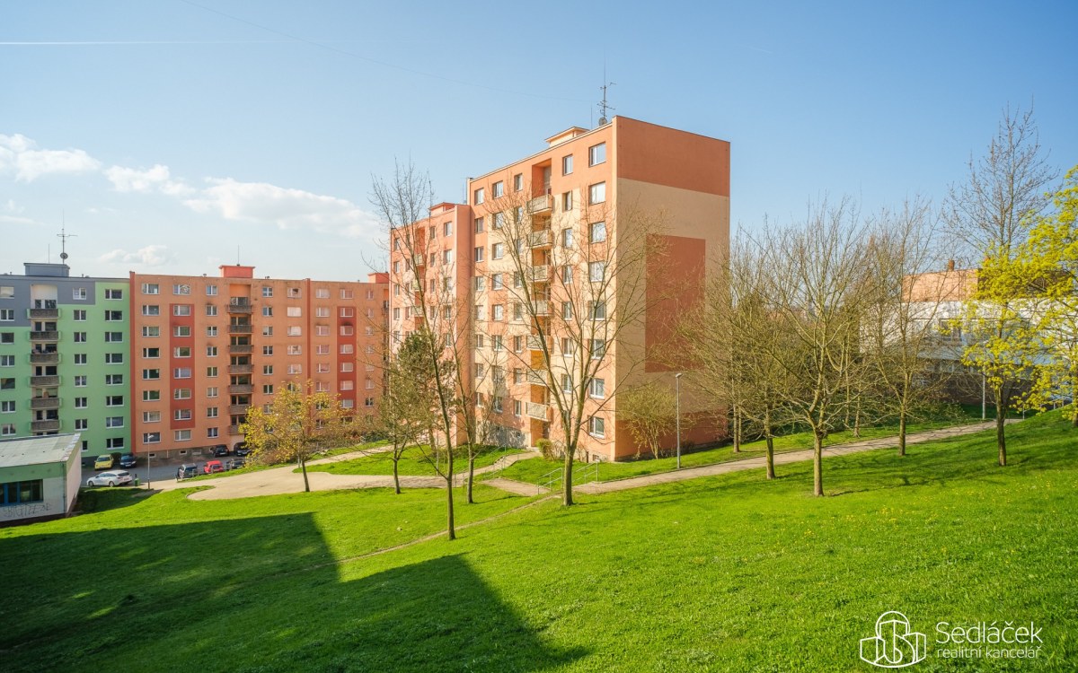 Byt 2+1 Cheb, Dřevařská – fotografie 1