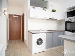 Garsoniera  s vybavenim po rekonstrukci. – fotografie 3
