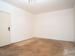 Byt 1+1 s balkonem v Sokolově, ul. Švabinského – fotografie 3