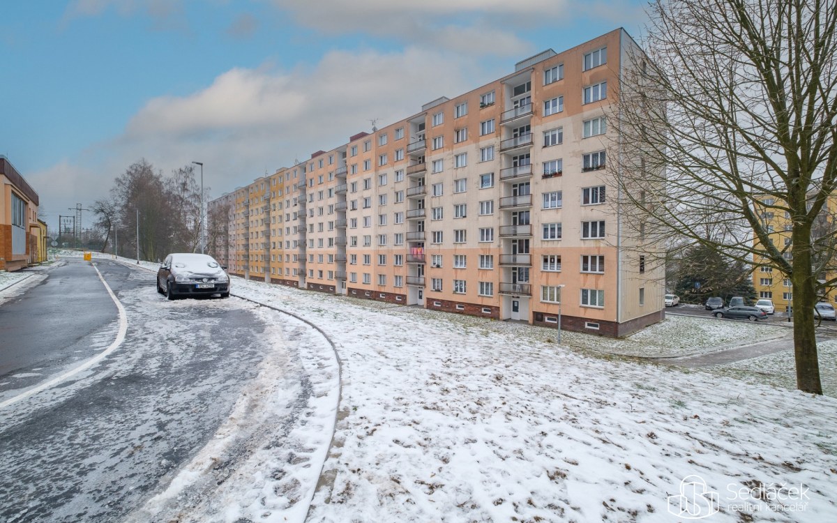 Byt 2+1 v Sokolově, ul. Slavíčkova – fotografie 1