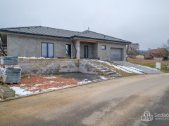 Novostavba RD s garáží k dlouhodobému pronájmu. – fotografie 3