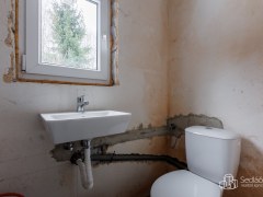 Rodinný dům v Kraslicích po částečné rekonstrukci, s velikým pozemkem – fotografie 21