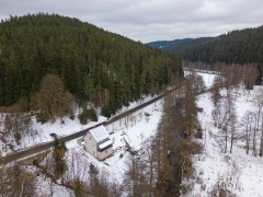 Rodinný dům v Kraslicích po částečné rekonstrukci, s velikým pozemkem – fotografie 28