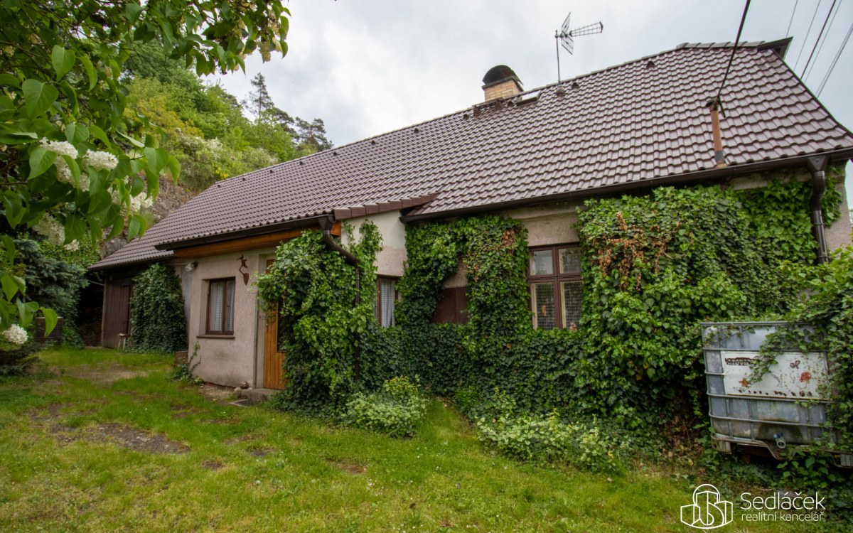 Vesnický RD ve Skomelně  – fotografie 1