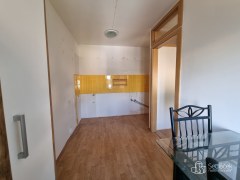Byt 1+1 v bytovém domě se zahradou, Cheb. – fotografie 12