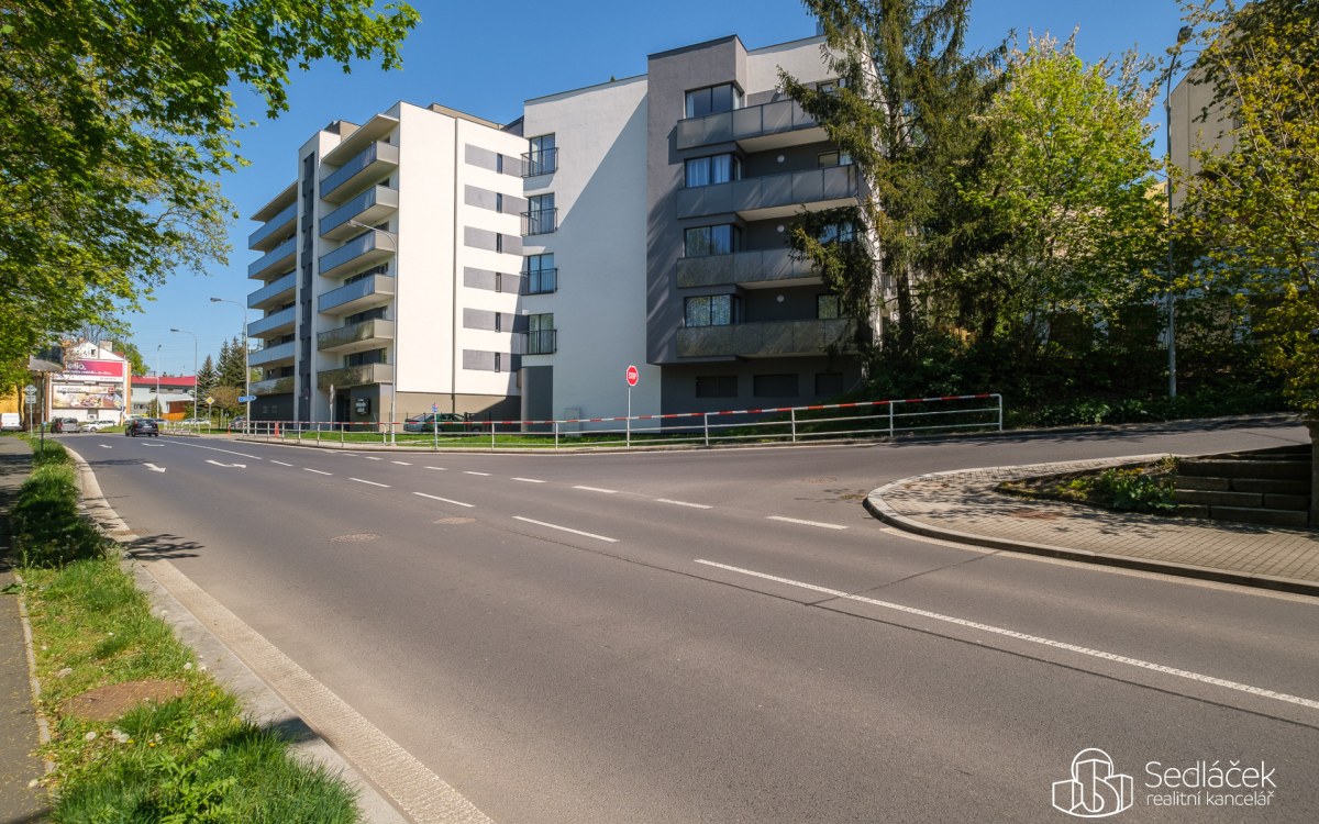 Byt 2+kk s balkonem – fotografie 1