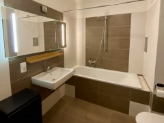 Pronájem bytu 3+kk 58m² s privátní zahradou 250m² – fotografie 7