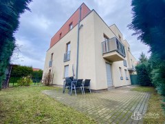 Pronájem bytu 3+kk 58m² s privátní zahradou 250m² – fotografie 15