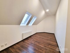 Moderní byt 3+kk s terasou v centru města. – fotografie 11
