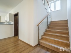 Pronájem rodinného domu 163 m2, pozemek 584 m2 – fotografie 11