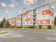 BYT 2+1 v Sokolově, ul. Závodu míru – fotografie 1