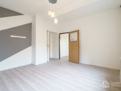 Rodinný dům v Karlových Varech – fotografie 14