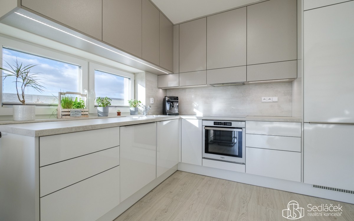 Prodej bytu 3+kk 78m2 se zahradou 263m2 – fotografie 1