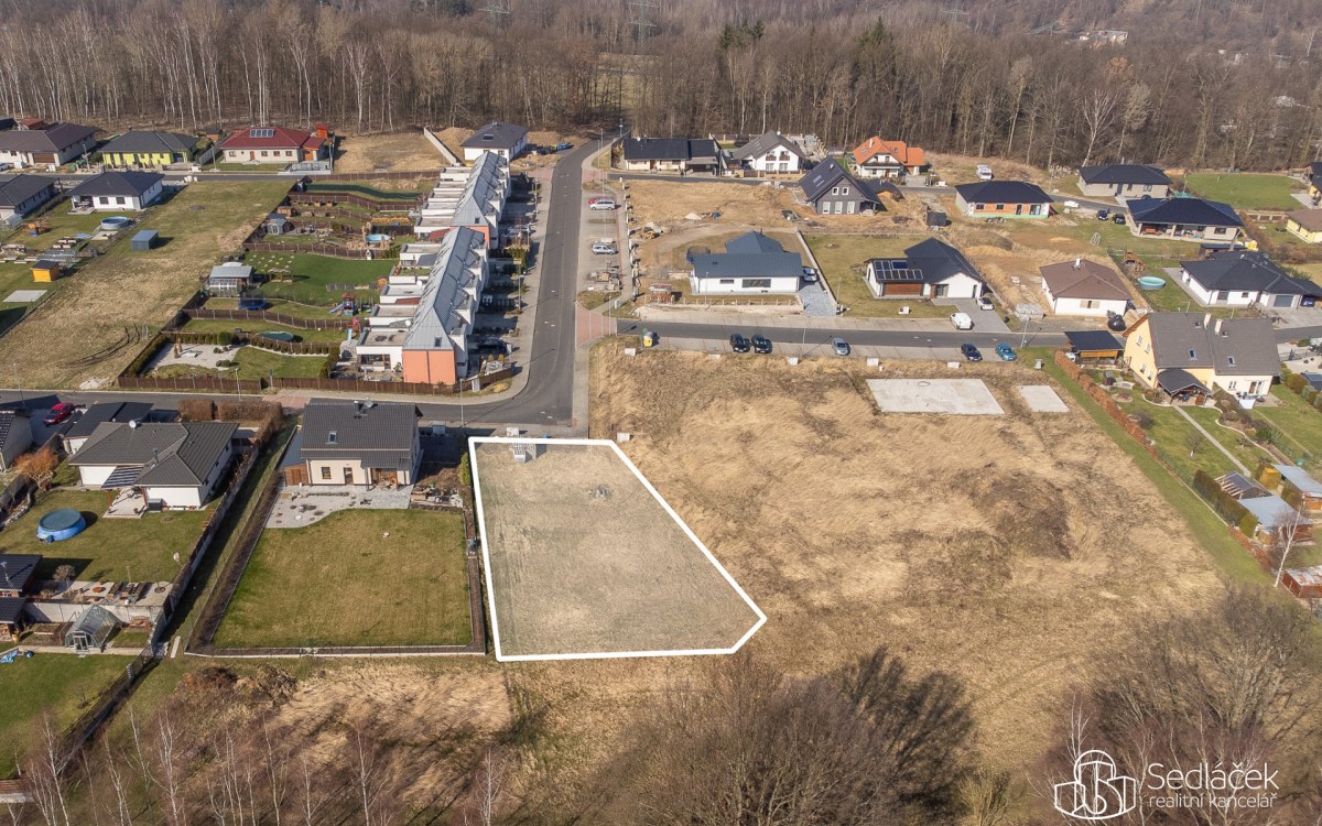 Stavební pozemek Loket, Nad Hájovnou – fotografie 1