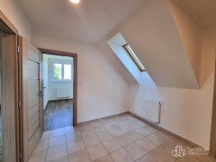 Nadstandardní podkrovní byt 5+kk s lodžií (138m2) ve Svatavě. – fotografie 15