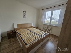 Kompletně vybavený byt 2+1 s balkonem v Sokolově. – fotografie 9