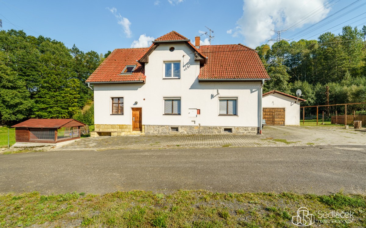 RD v Sokolově - Vítkově, vícegenerační s pozemkem (3.727m2) a dvěma rybníky – fotografie 1