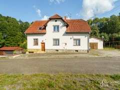 RD v Sokolově - Vítkově, vícegenerační s pozemkem (3.727m2) a dvěma rybníky – fotografie 1