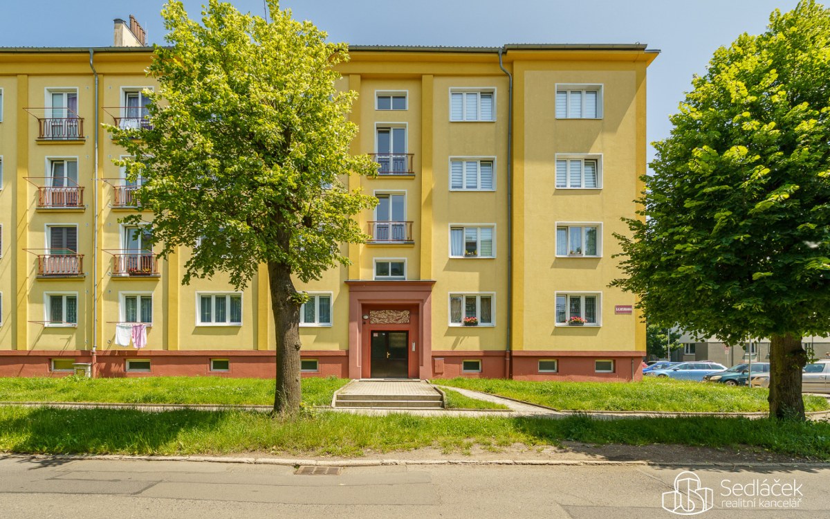 Byt 3+1 v Ostrově nad Ohří – fotografie 1