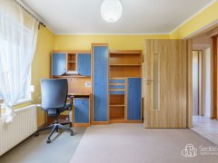 Rodinný dům 4+1 s garážemi  v Sokolově, ul. Slovenská – fotografie 18