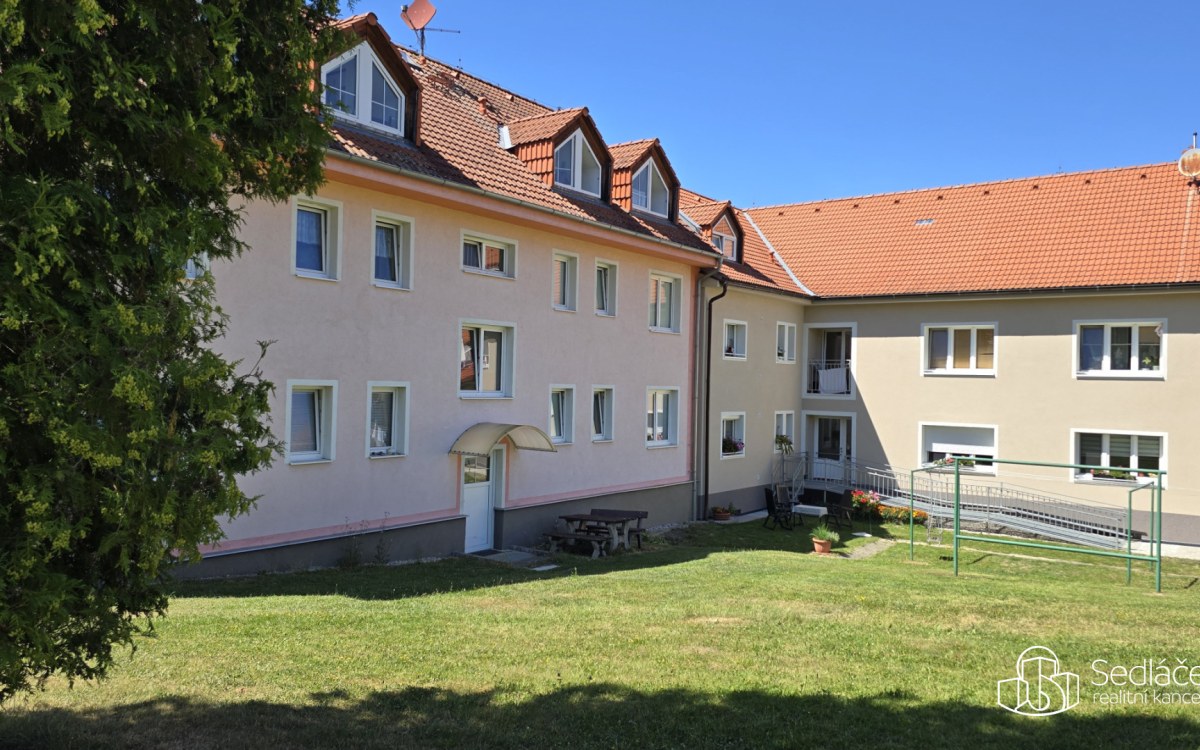 Byt 1+1 ( 48m2) na Březové – fotografie 1