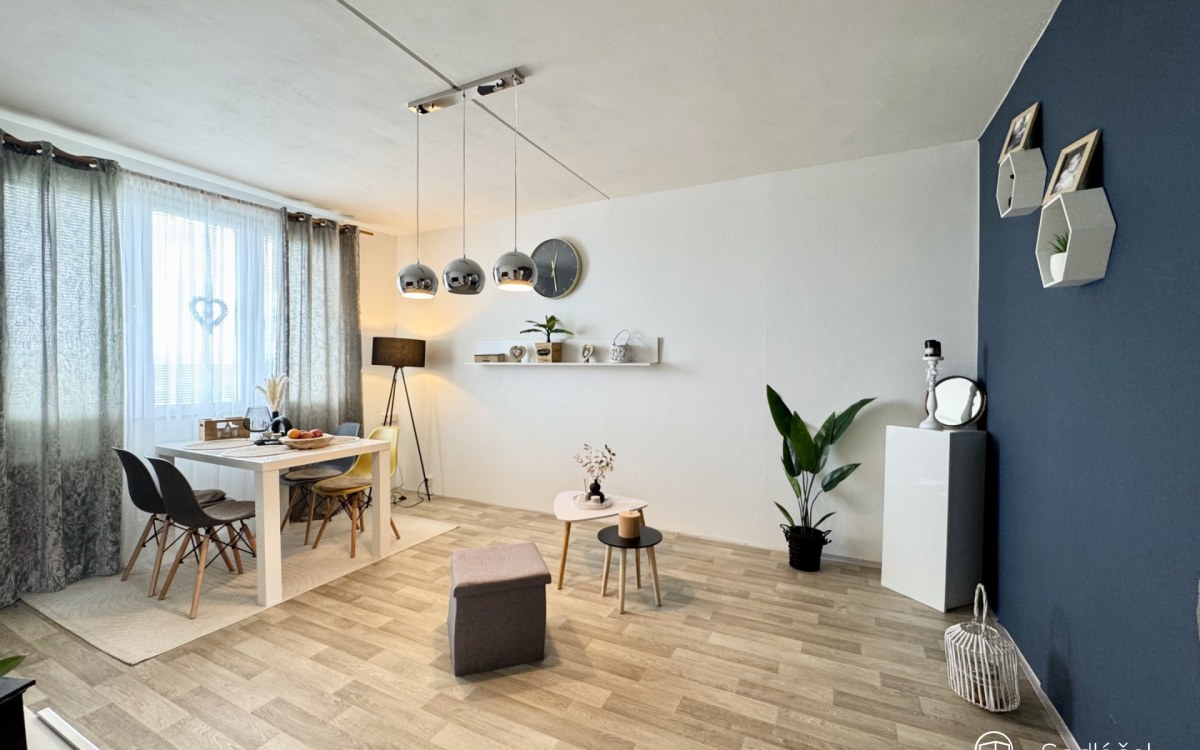 Prodej bytu 3+1 s lodžií, Sokolov – fotografie 1
