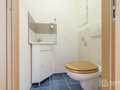 Byt 2+1 s balkonem v centru Sokolova, po komplet rekonstrukci – fotografie 14