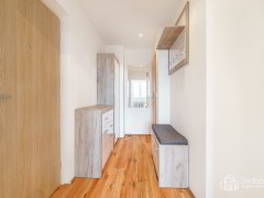 Byt 2+1 s balkonem v centru Sokolova, po komplet rekonstrukci – fotografie 18