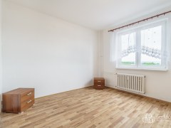 Byt 2+1 s balkonem v centru Sokolova, po komplet rekonstrukci – fotografie 15