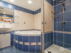 Byt 2+1 s balkonem v centru Sokolova, po komplet rekonstrukci – fotografie 10