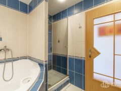 Byt 2+1 s balkonem v centru Sokolova, po komplet rekonstrukci – fotografie 13
