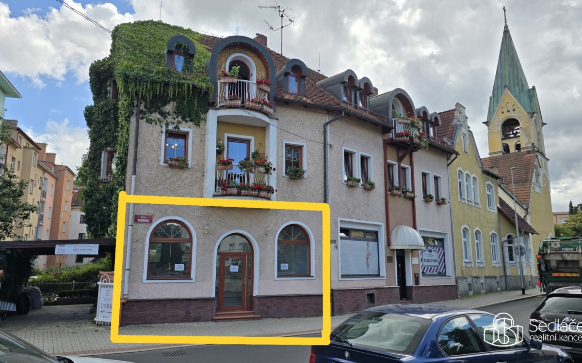 Komerční prostor 49 m² k pronájmu – centrum města, Nábřeží Petra Bezruče, Sokolov – fotografie 1