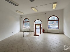 Komerční prostor 49 m² k pronájmu – centrum města, Nábřeží Petra Bezruče, Sokolov – fotografie 4