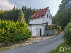 Dům 3+1 se zahradou v Krušných horách – možnost pokračovat v zavedeném krátkodobém pronájmu. – fotografie 39