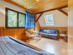 Dům 3+1 se zahradou v Krušných horách – možnost pokračovat v zavedeném krátkodobém pronájmu. – fotografie 17