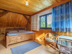 Dům 3+1 se zahradou v Krušných horách – možnost pokračovat v zavedeném krátkodobém pronájmu. – fotografie 22