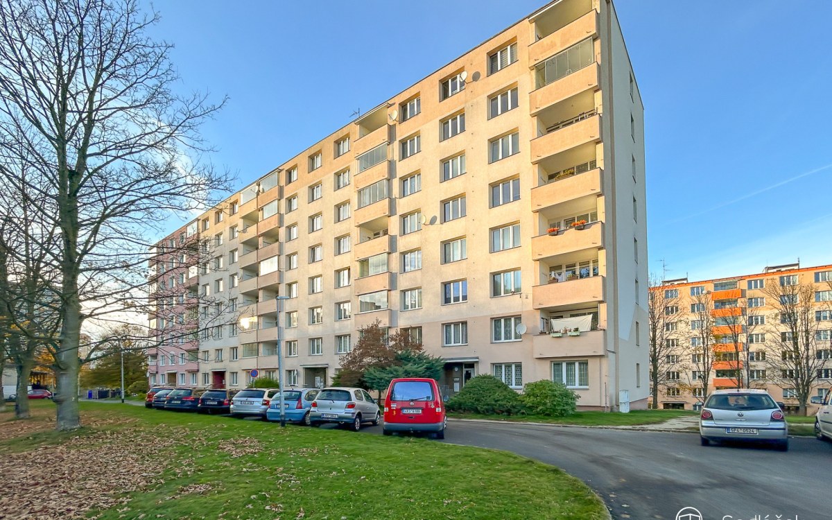 Prodej bytu 3+1 s lodžií, Sokolov – fotografie 1