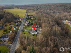 Rodinná vila s velkorysou dispozicí, garáží na tři auta  a pozemkem 4 069 m² – Loket – fotografie 27