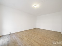 Prodej bytu 1+1 se zaskleným balkonem, 41 m² – Sokolov, ul. Švabinského – fotografie 10