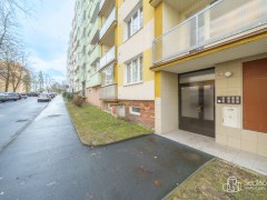 Prodej bytu 1+1 se zaskleným balkonem, 41 m² – Sokolov, ul. Švabinského – fotografie 16