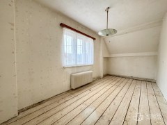 Rodinný dům k rekonstrukci se slunnou zahradou v Oloví – fotografie 14