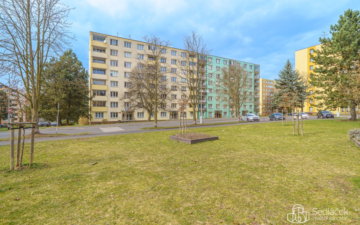 Byt 4+1 s lodžií Sokolov, Alšova – fotografie 1