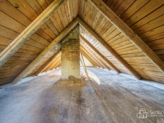 Dům na polosamotě u lesa – ideální pro rekreaci i investici – fotografie 21