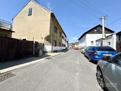 Řadový dům se dvěma byty a půdou k vestavbě, Svatava – fotografie 23