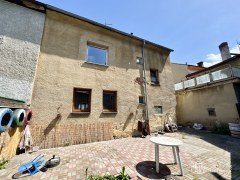 Řadový dům se dvěma byty a půdou k vestavbě, Svatava – fotografie 27